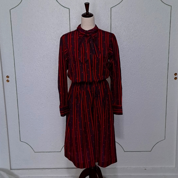 Woman's Evan Picone 100%polyester 3 piece set size 10 vintage 80s never worn - Picture 1 of 5
